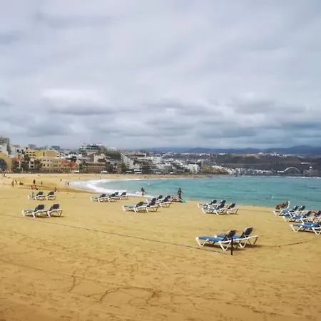 Agua De Abril Las Canteras ¡en Un Minuto En El Mar! Ideal Descansar/teletrabajar